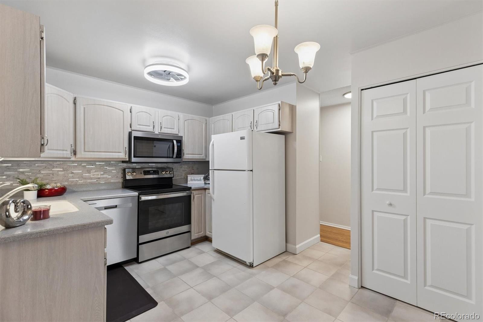 615 S Alton Way Denver CO 80247