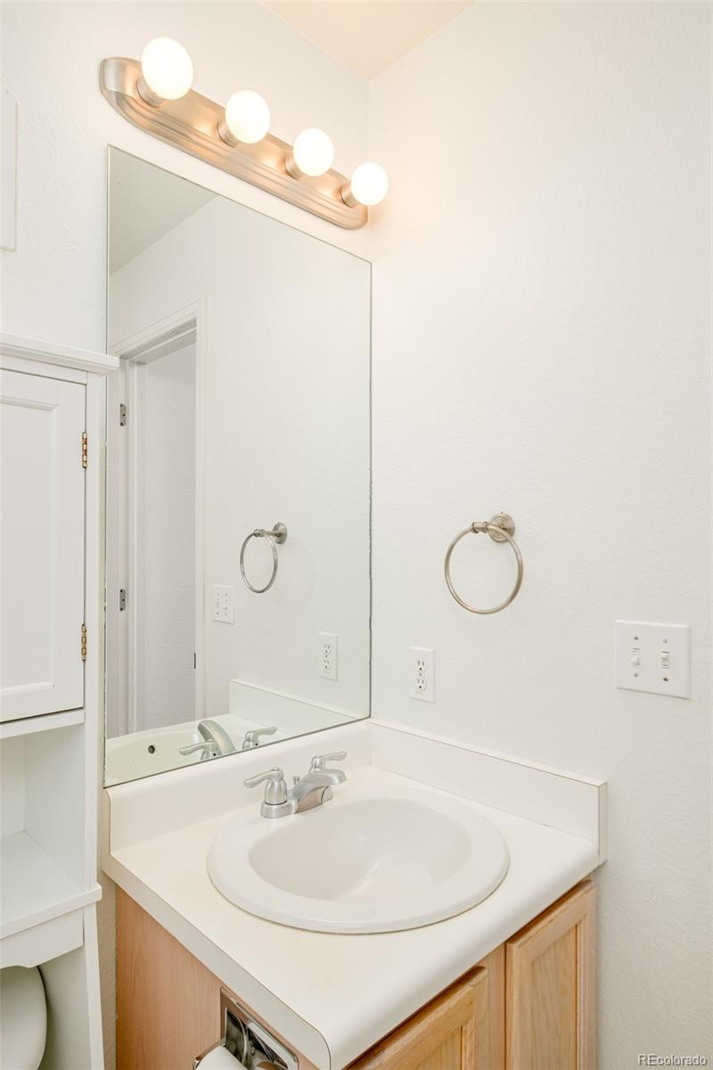 1631 S Deframe Street Lakewood CO 80228
