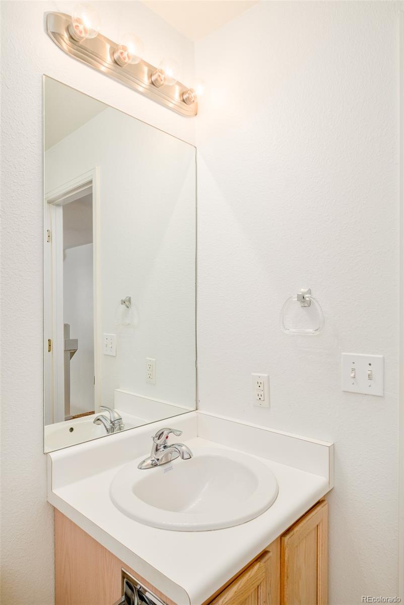 1631 S Deframe Street Lakewood CO 80228