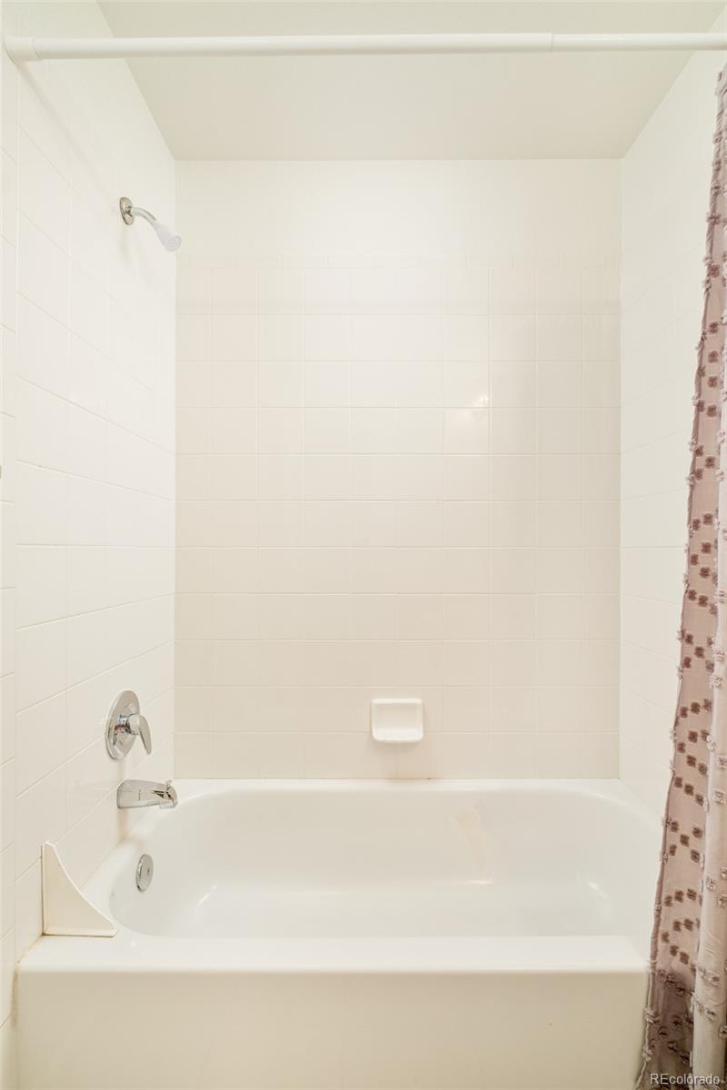 1631 S Deframe Street Lakewood CO 80228