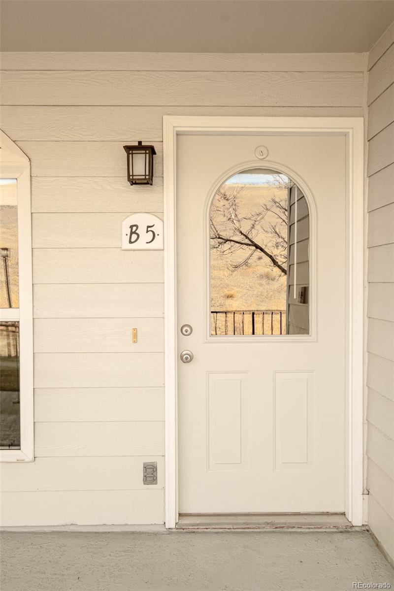 1631 S Deframe Street Lakewood CO 80228