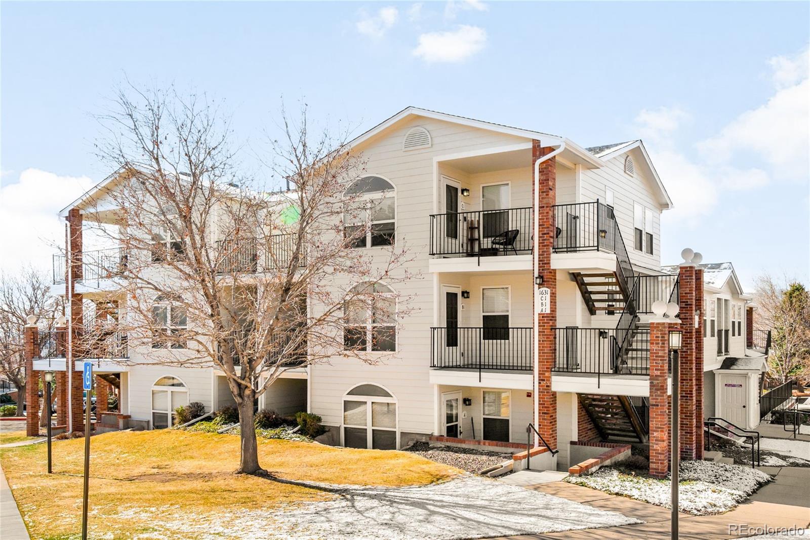 1631 S Deframe Street Lakewood CO 80228