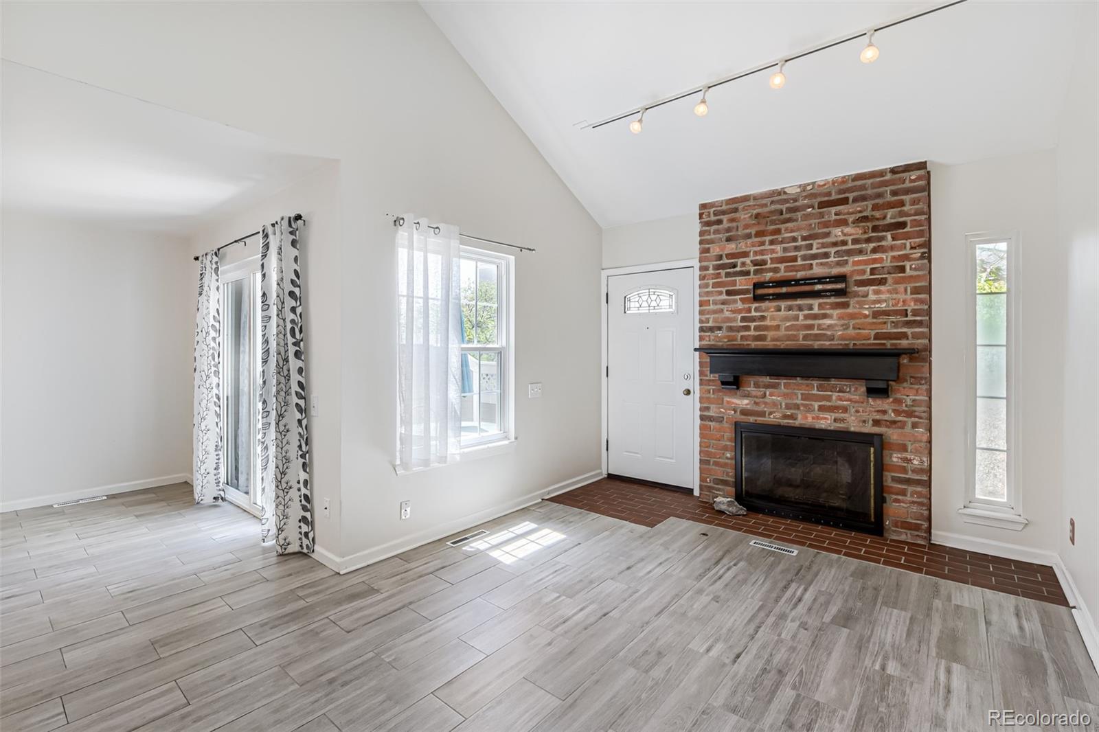 2892 W Long Circle Littleton CO 80120