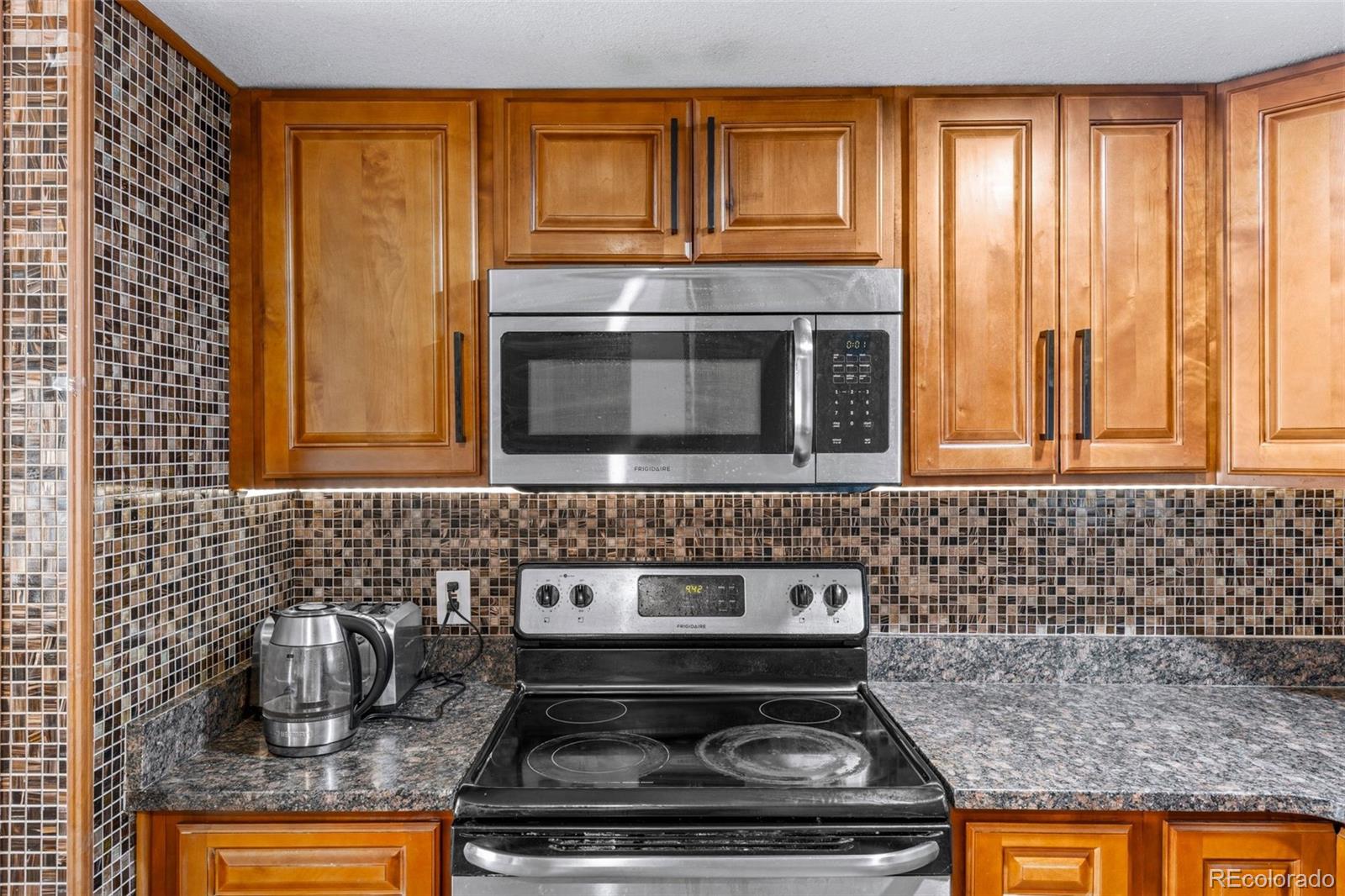 2496 S Vaughn Way Aurora CO 80014