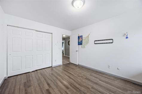 2496 S Vaughn Way Aurora CO 80014