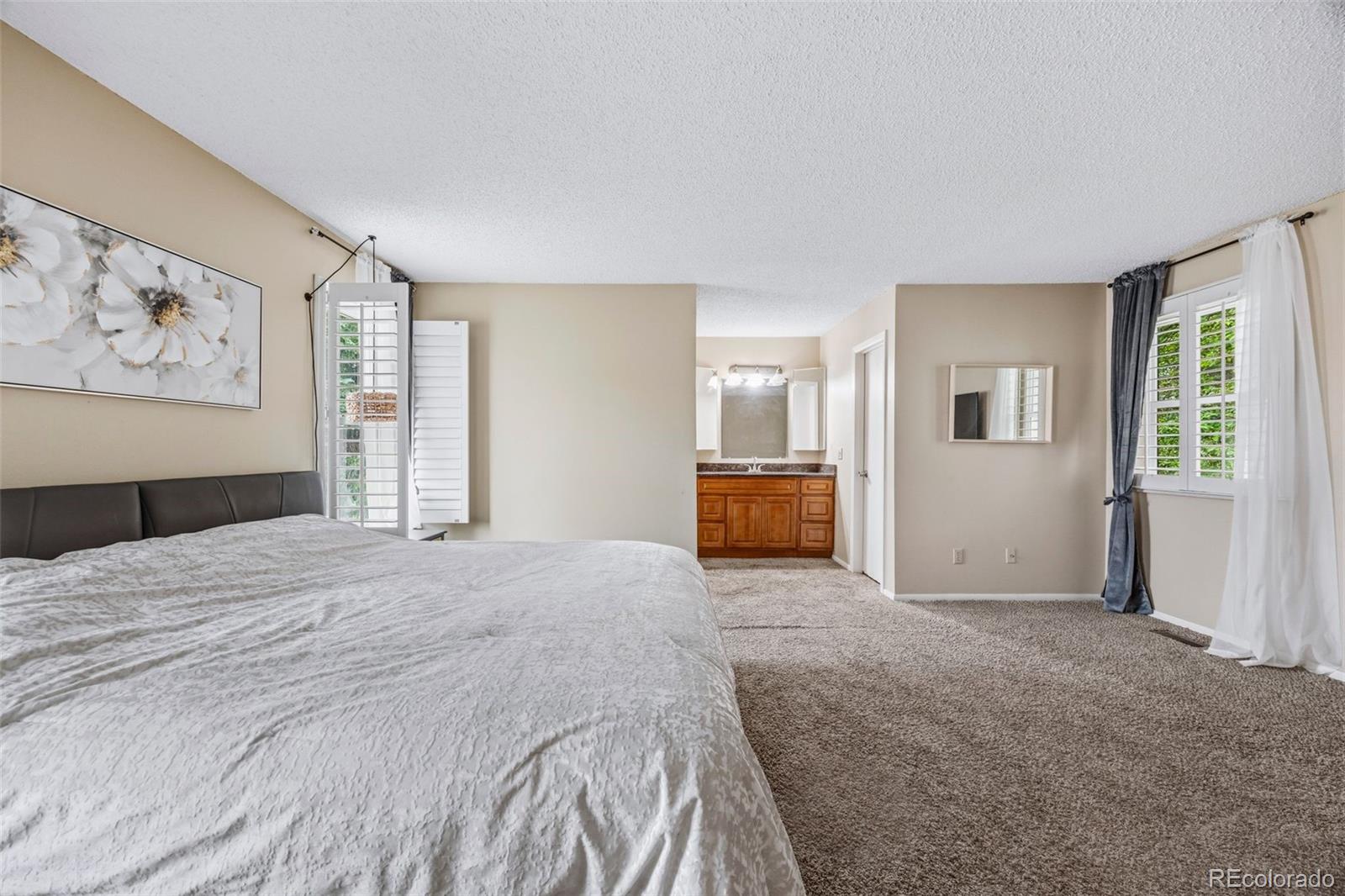 2496 S Vaughn Way Aurora CO 80014