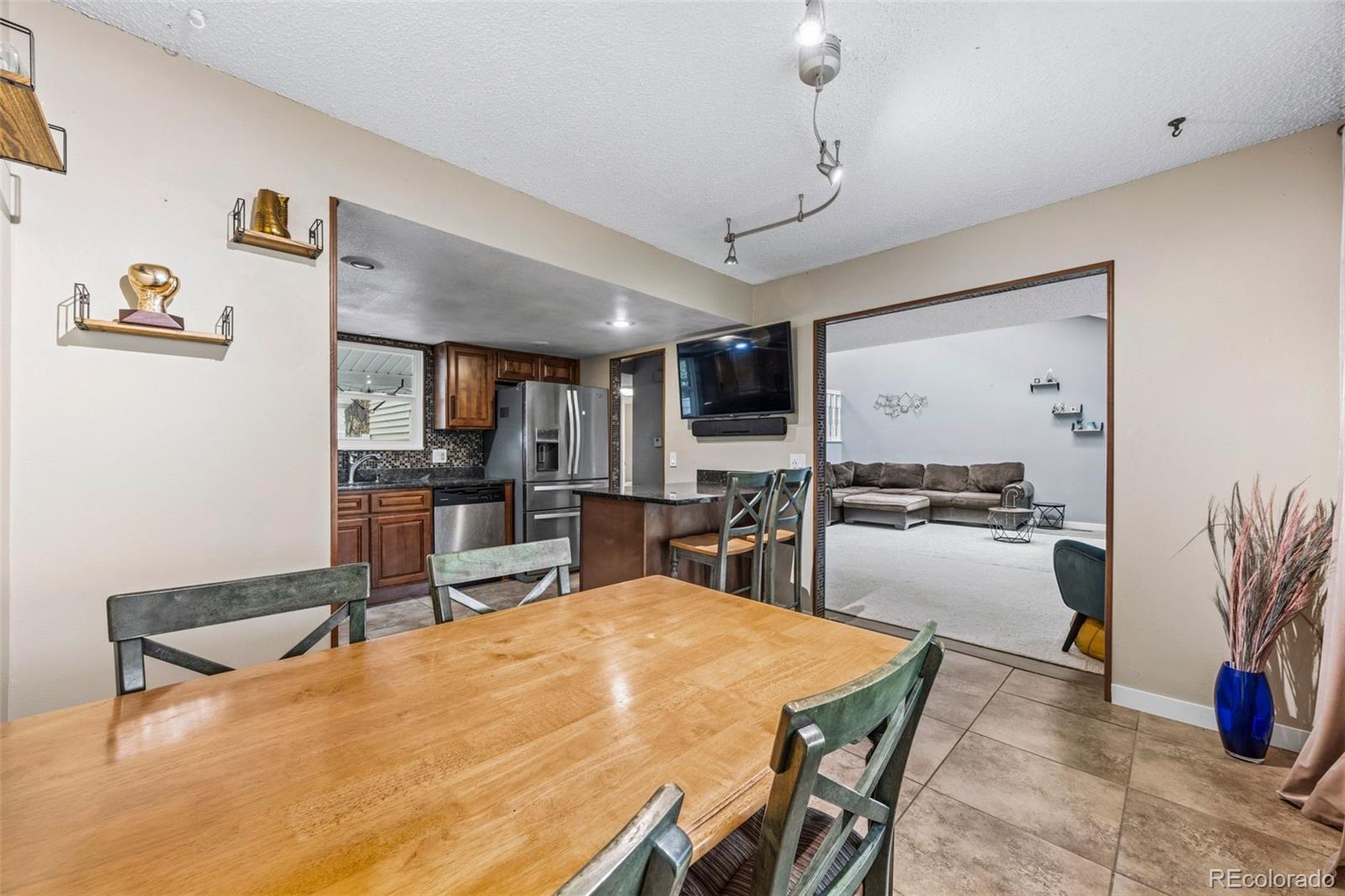 2496 S Vaughn Way Aurora CO 80014