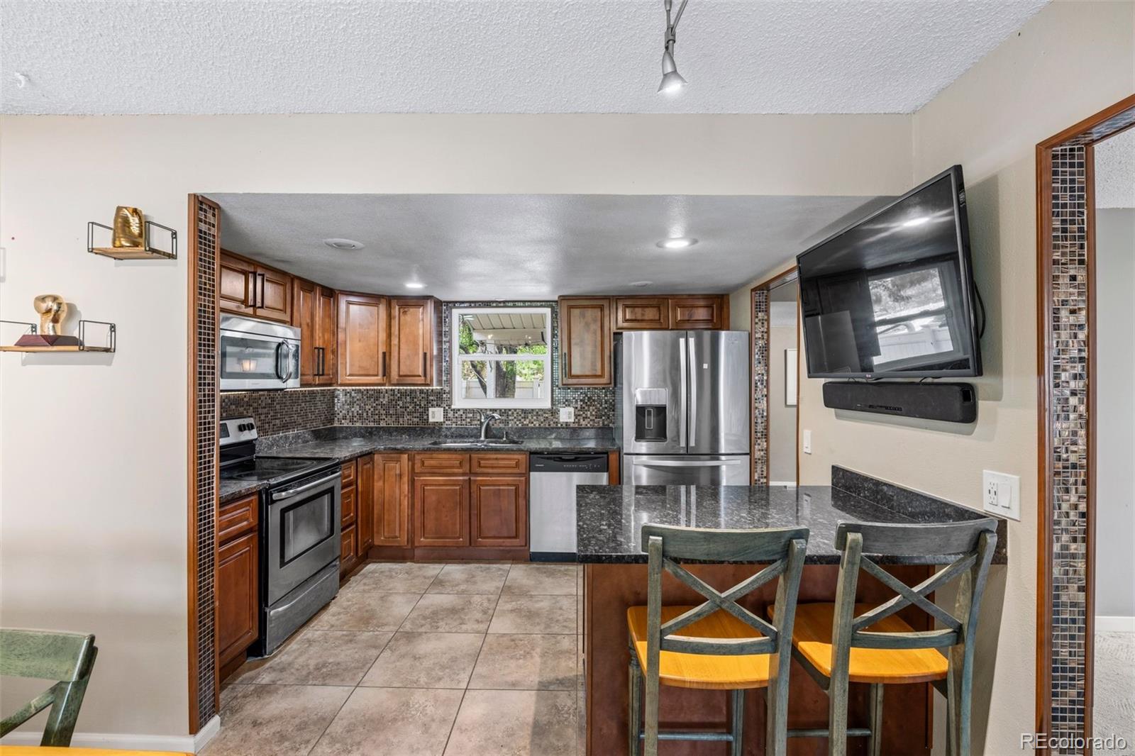 2496 S Vaughn Way Aurora CO 80014