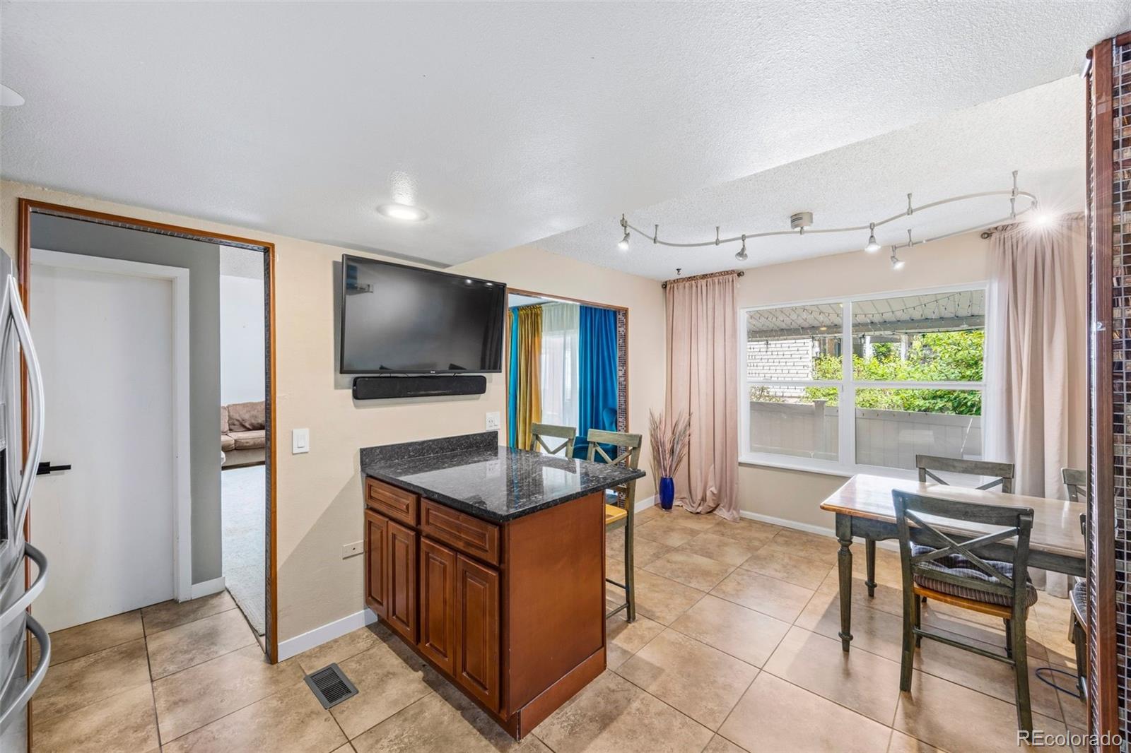 2496 S Vaughn Way Aurora CO 80014