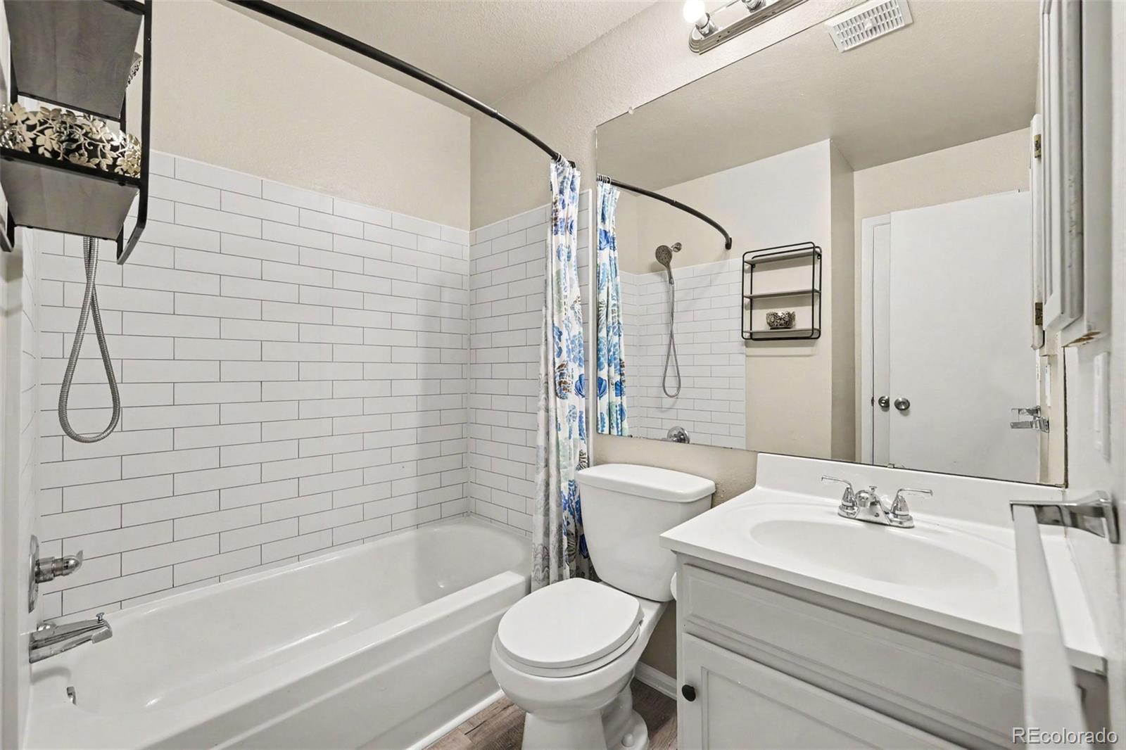 10406 W Dartmouth Avenue Lakewood CO 80227