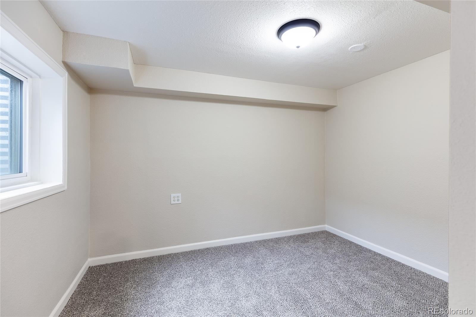 1724 W 102nd Avenue Thornton CO 80260
