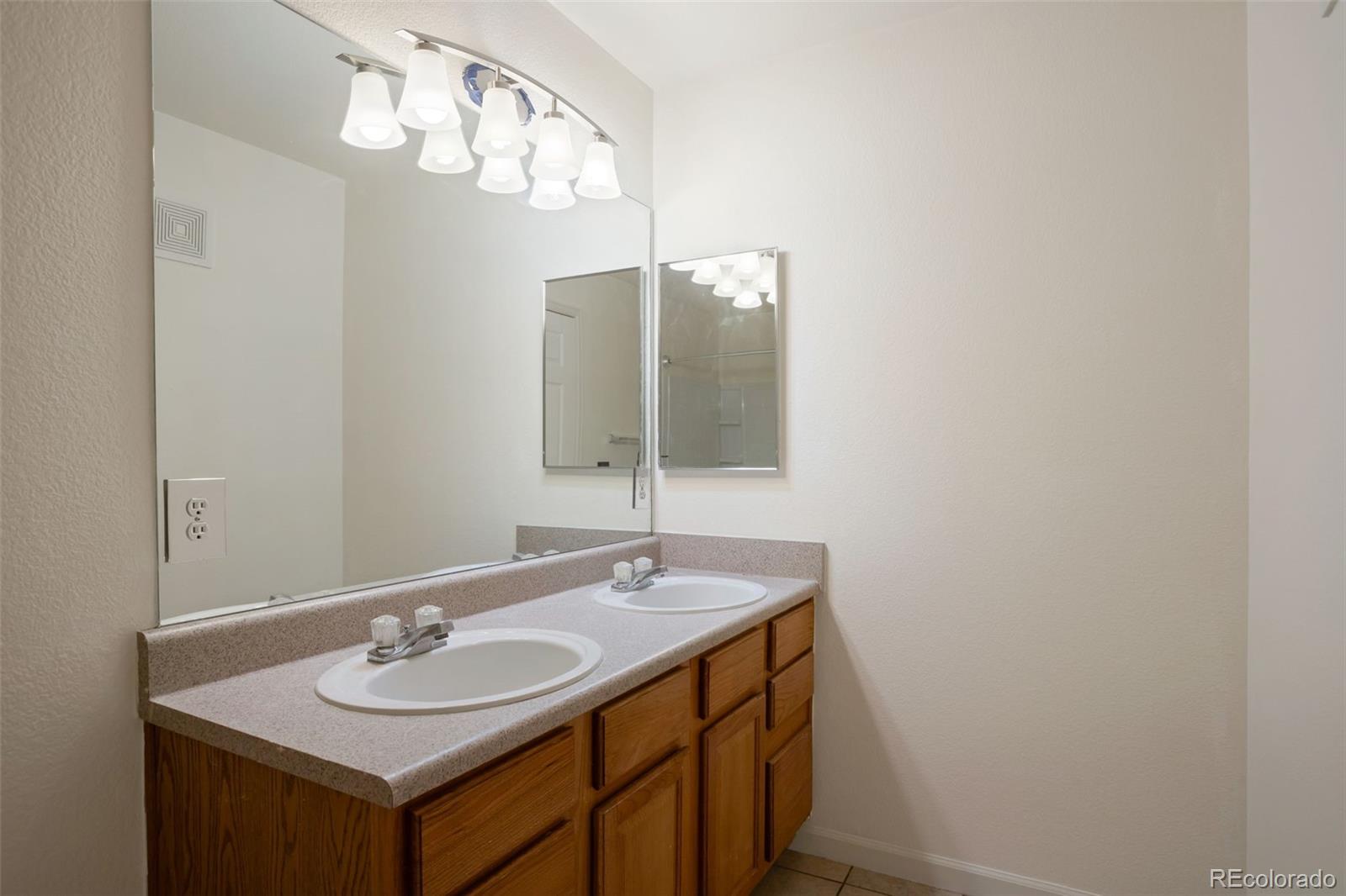 10091 E Carolina Drive Aurora CO 80247