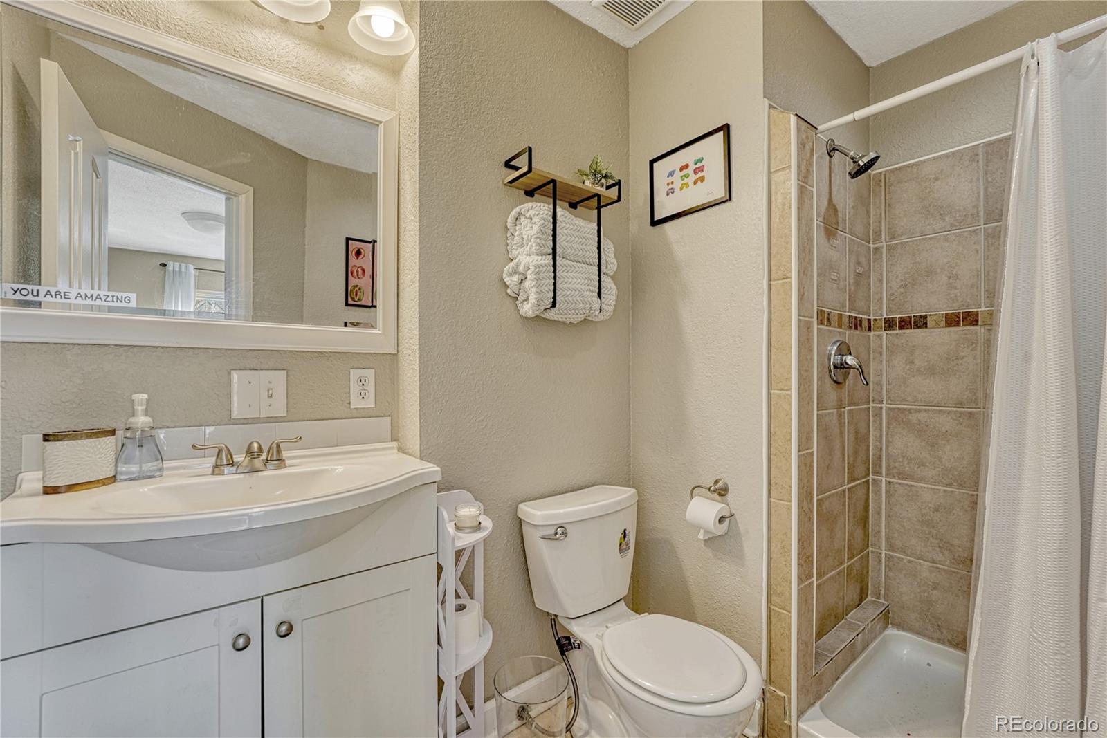 1662 S Idalia Circle Aurora CO 80017