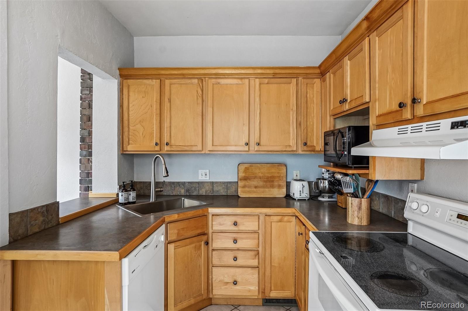 3031 E 10th Avenue Denver CO 80206