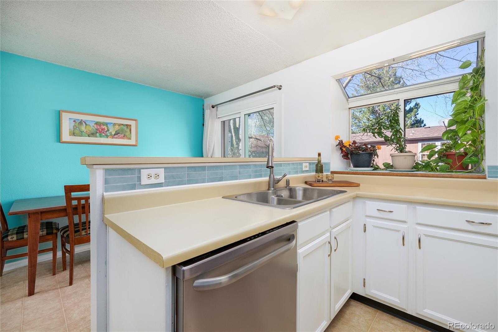 1237 S Flower Circle Lakewood CO 80232