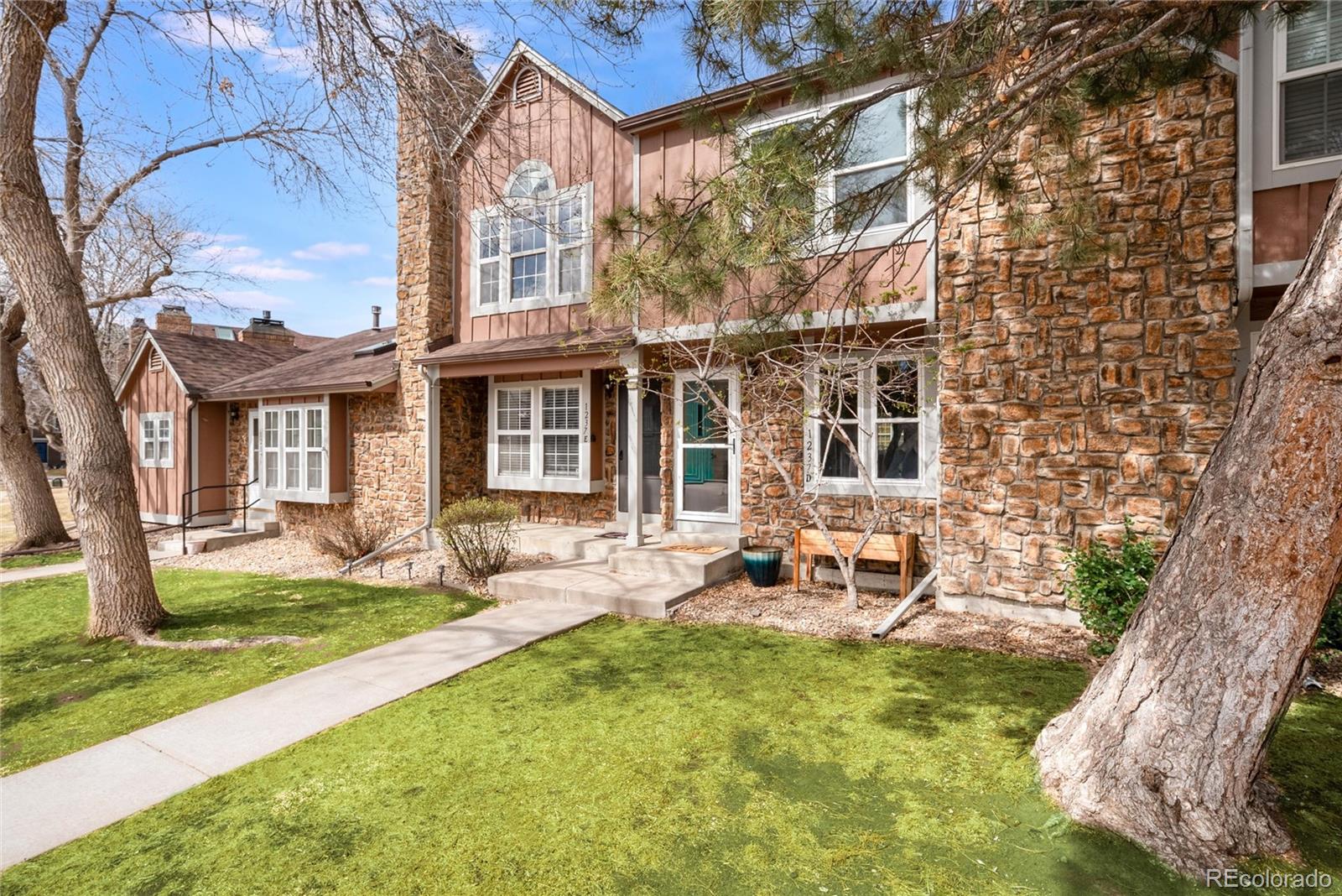 1237 S Flower Circle Lakewood CO 80232
