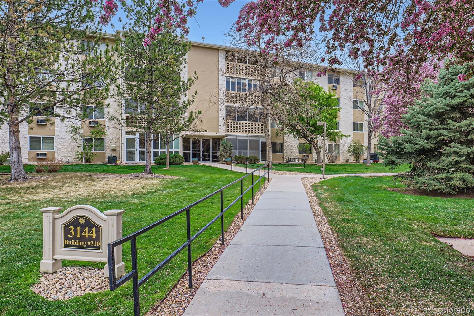 3144 S Wheeling Way Aurora CO 80014