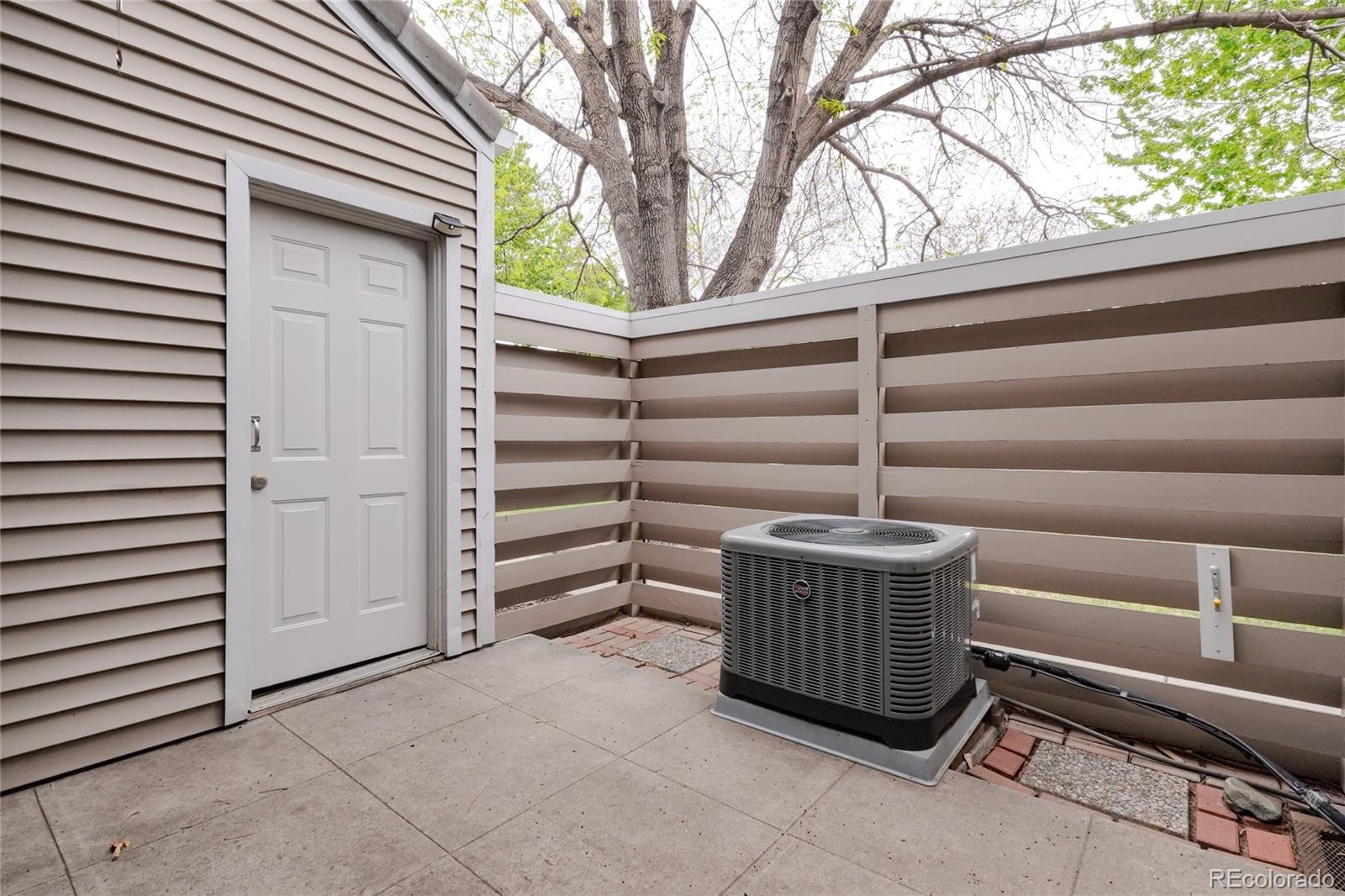 2267 S Yosemite Circle Denver CO 80231