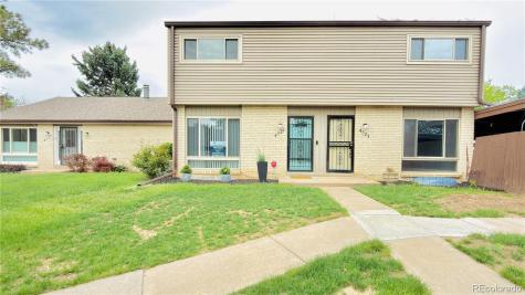 4521 W Ponds Circle Littleton CO 80123