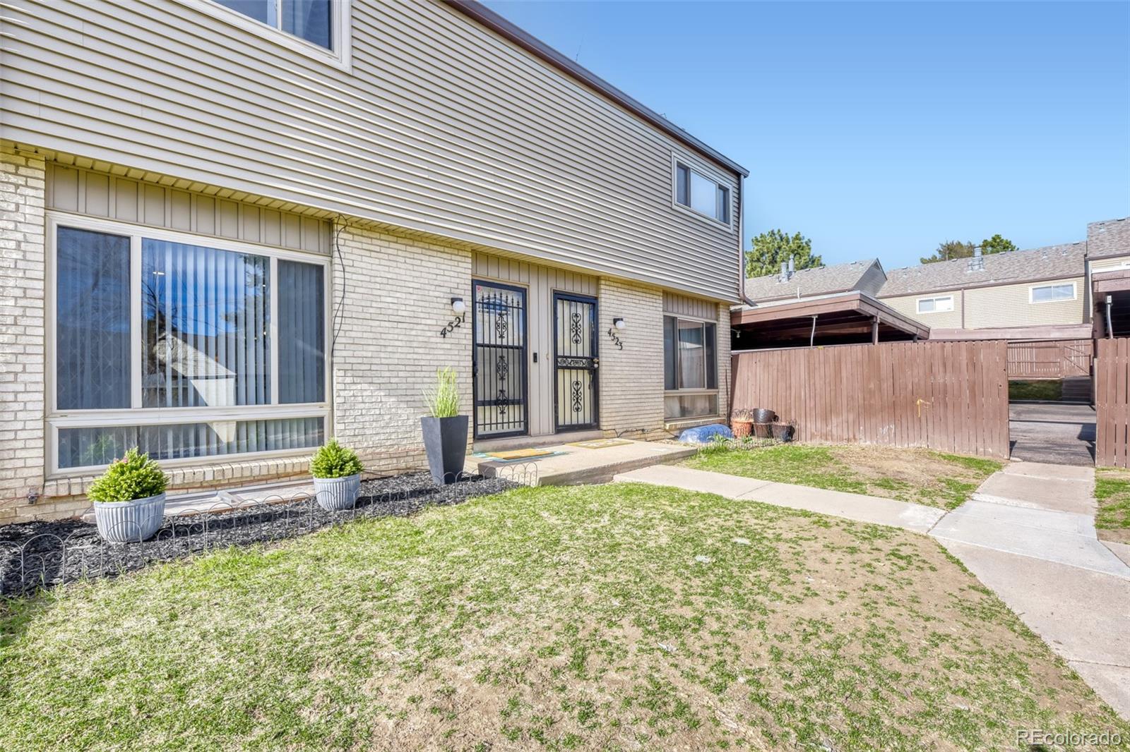 4521 W Ponds Circle Littleton CO 80123