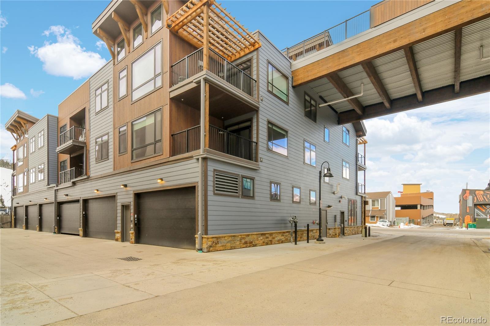 75 W 4th Street Silverthorne CO 80498