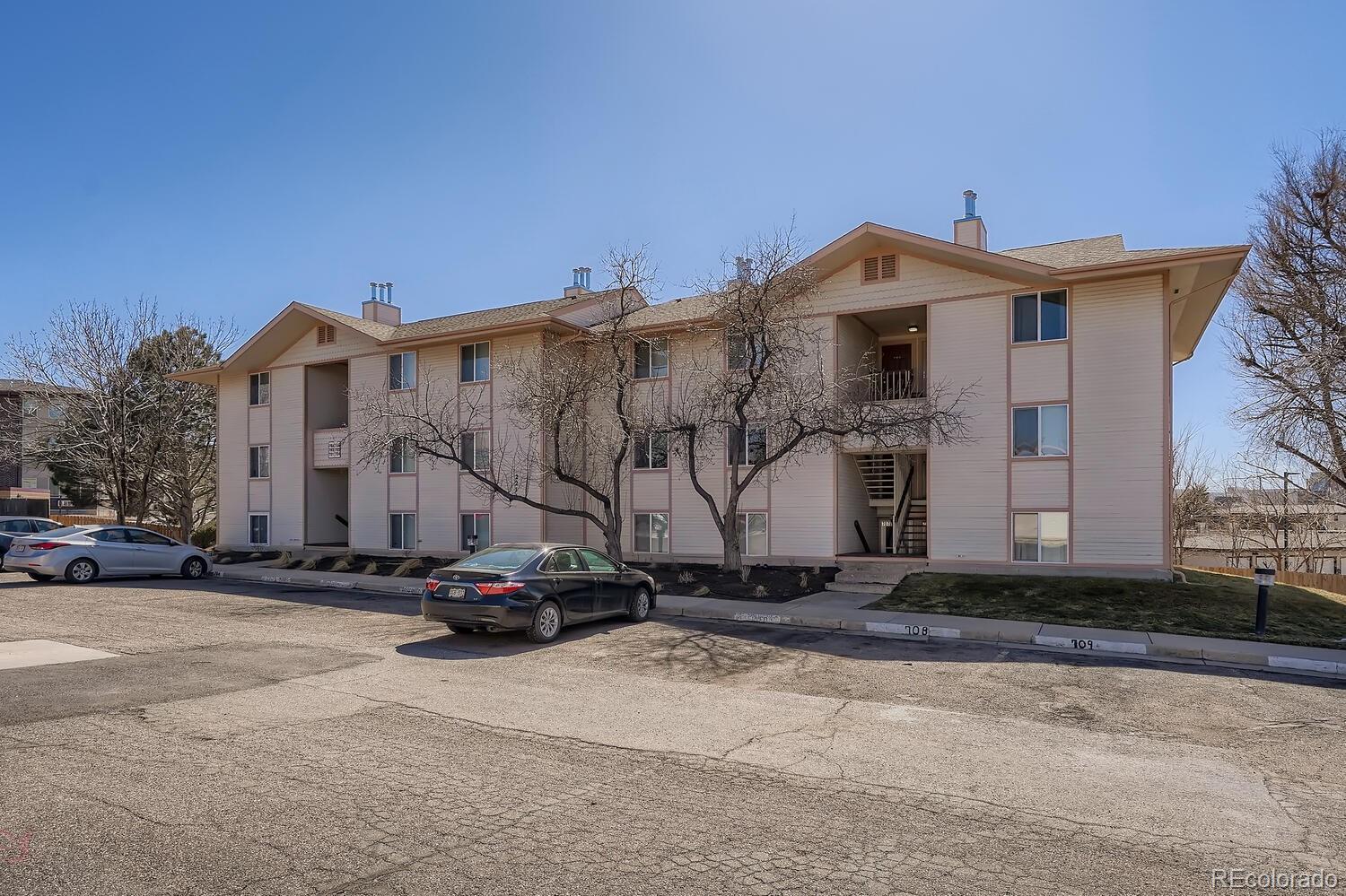 2211 Sable Boulevard Aurora CO 80011