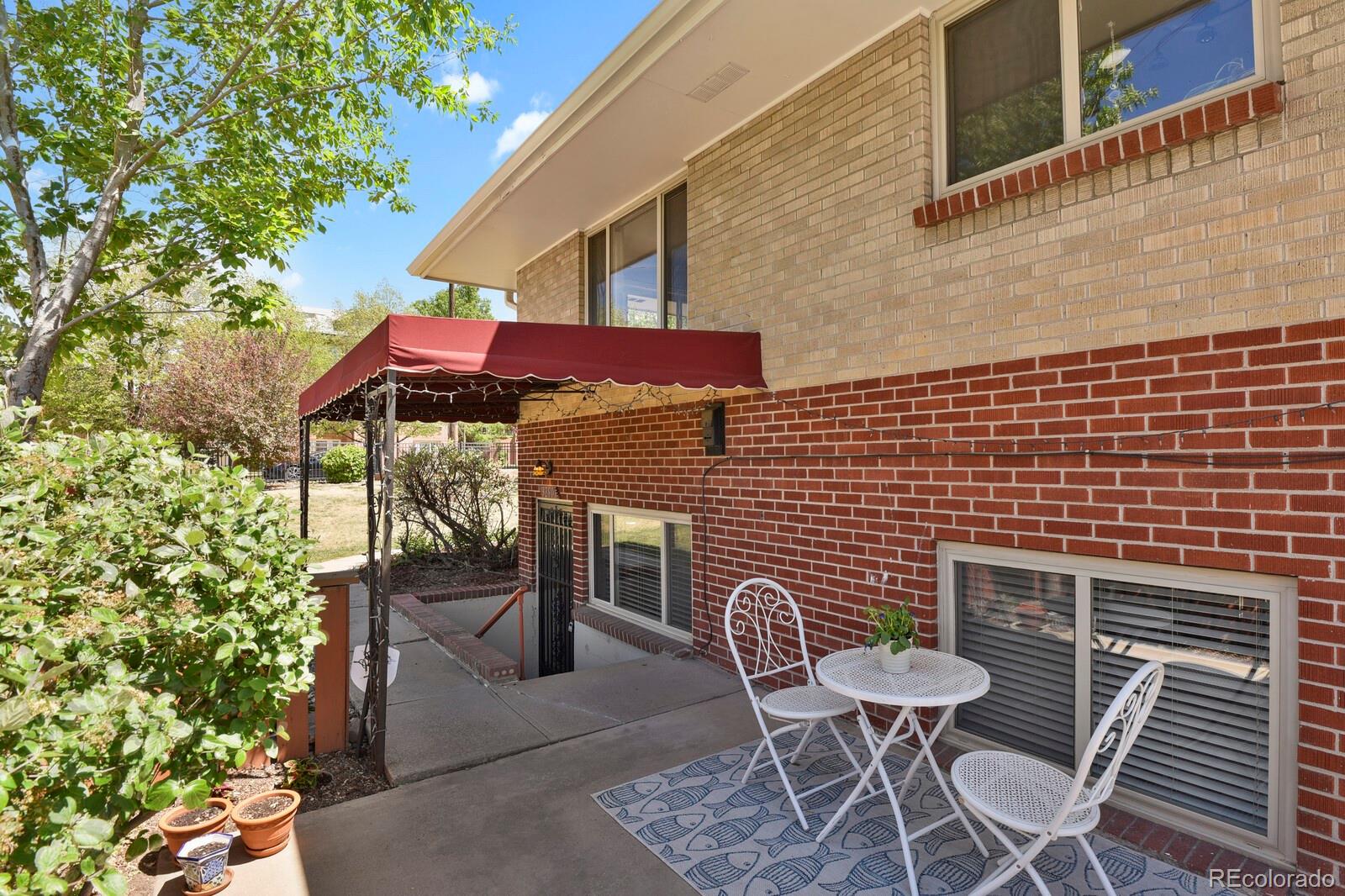 3290 W Fairview Place Denver CO 80211