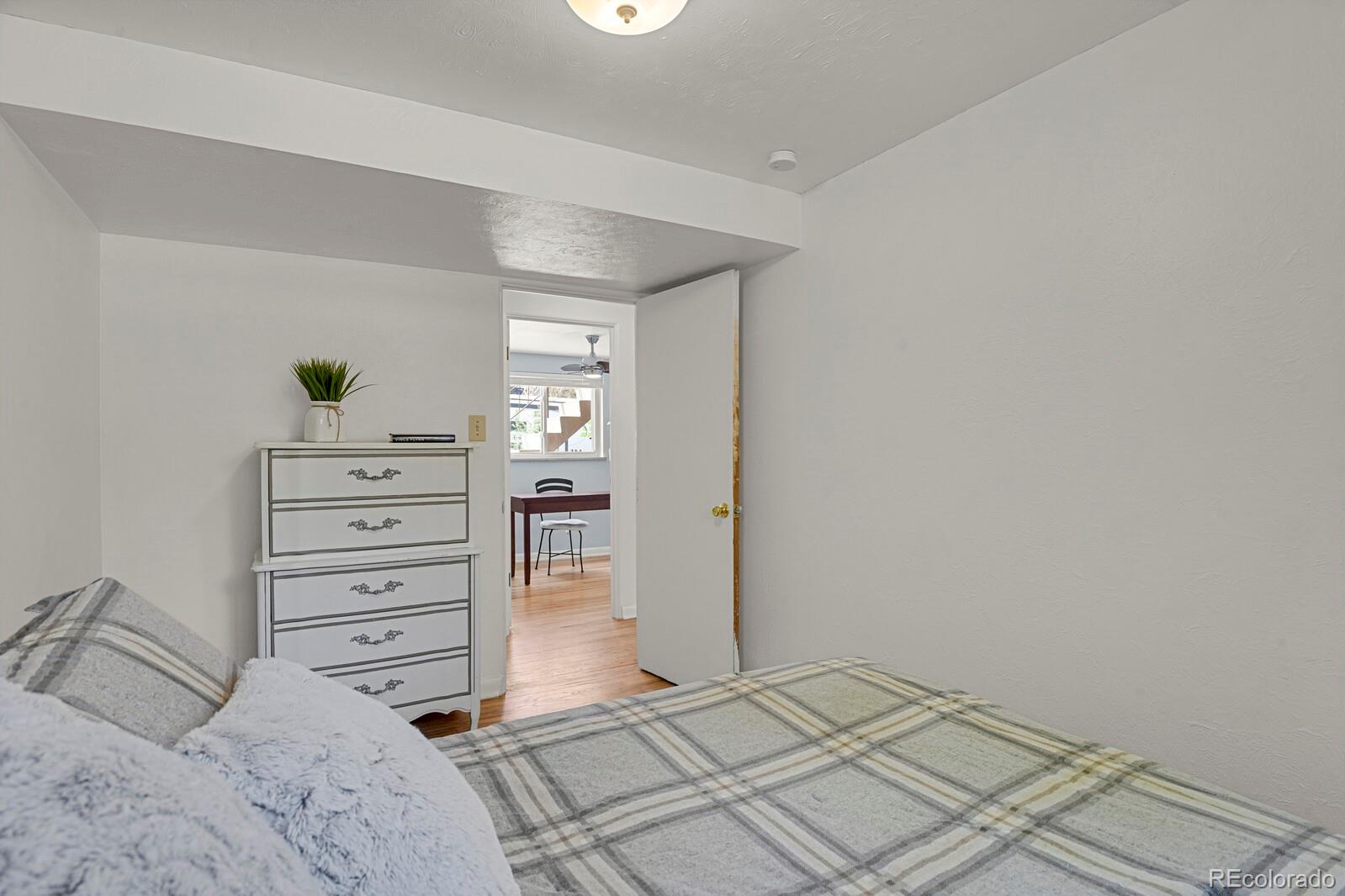 3290 W Fairview Place Denver CO 80211