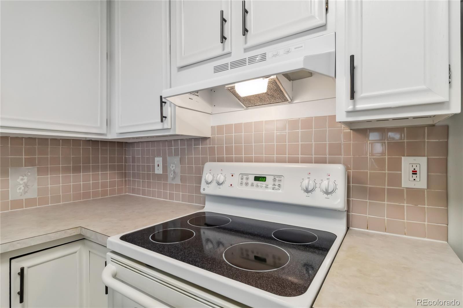 3470 S Poplar Street Denver CO 80224