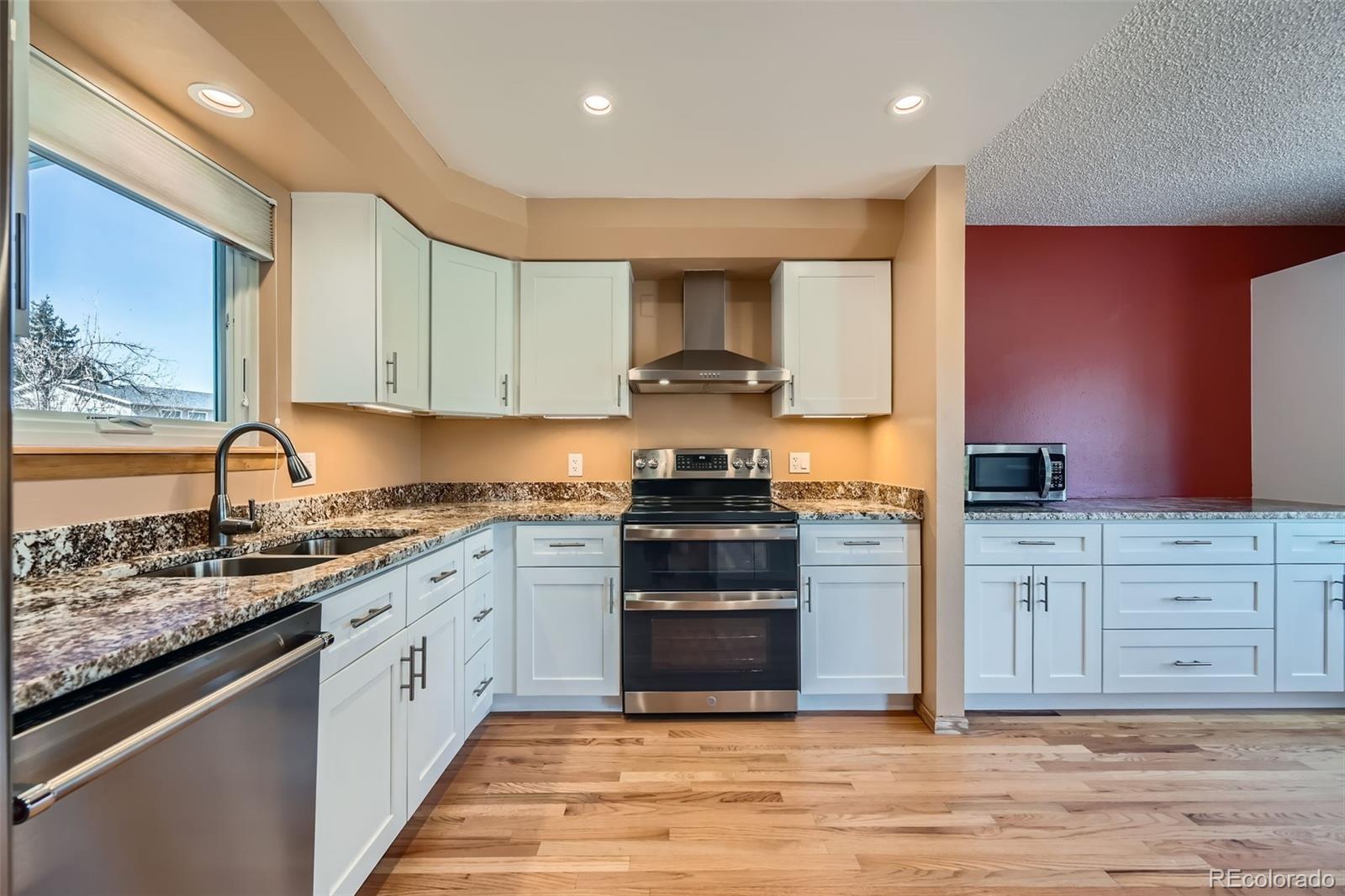 2446 S Vaughn Way Aurora CO 80014