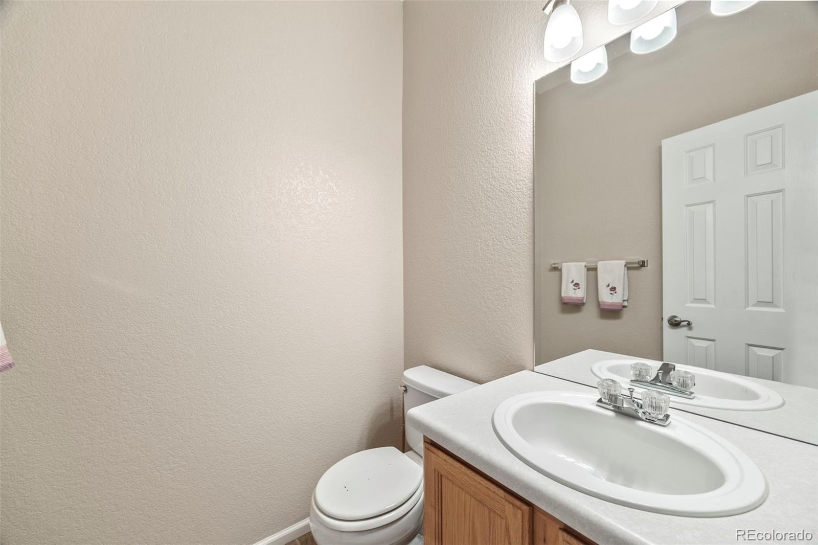 228 Quari Street Aurora CO 80011