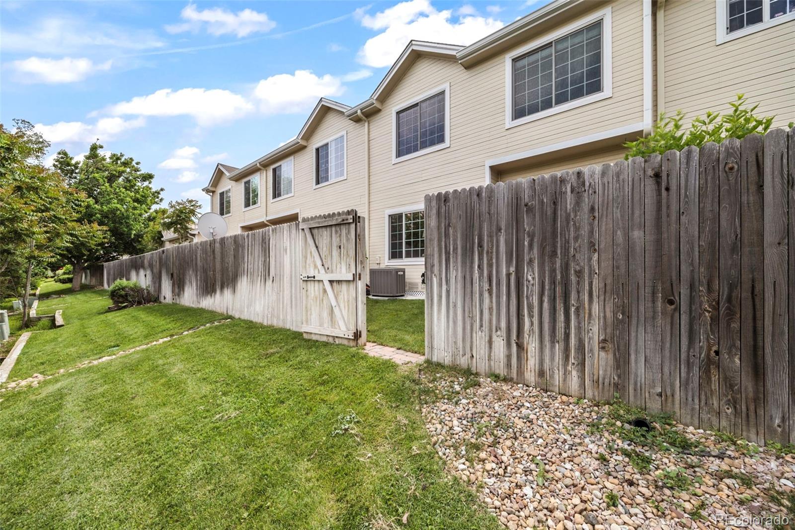 228 Quari Street Aurora CO 80011