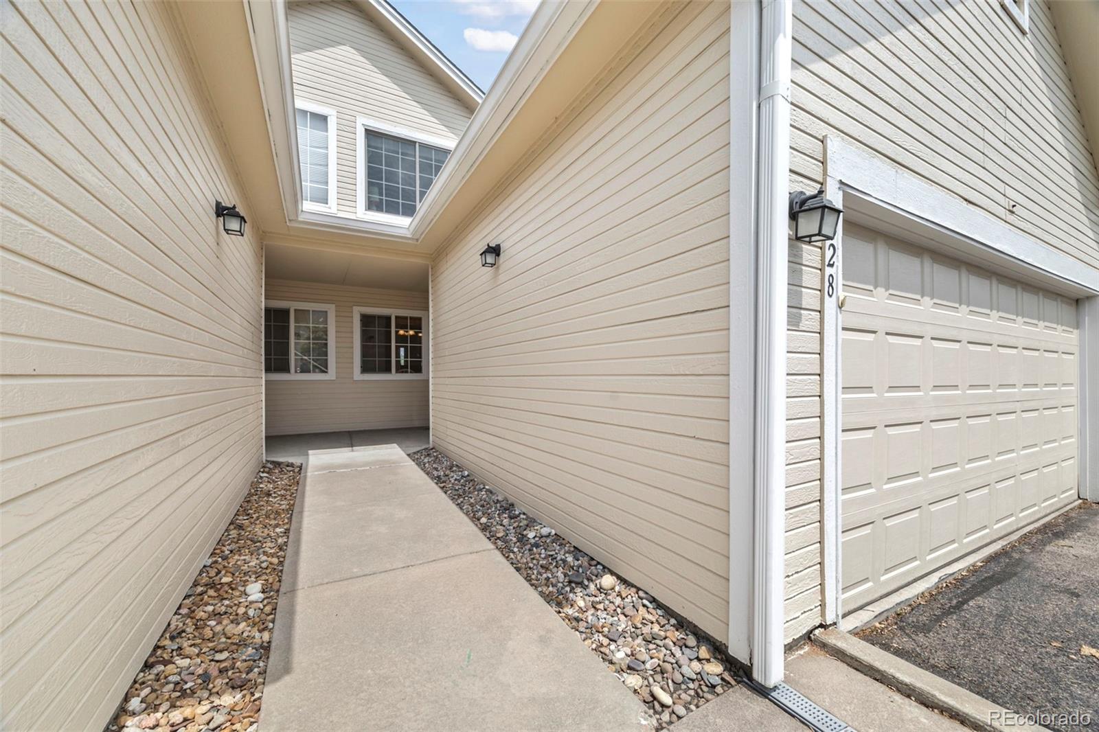 228 Quari Street Aurora CO 80011