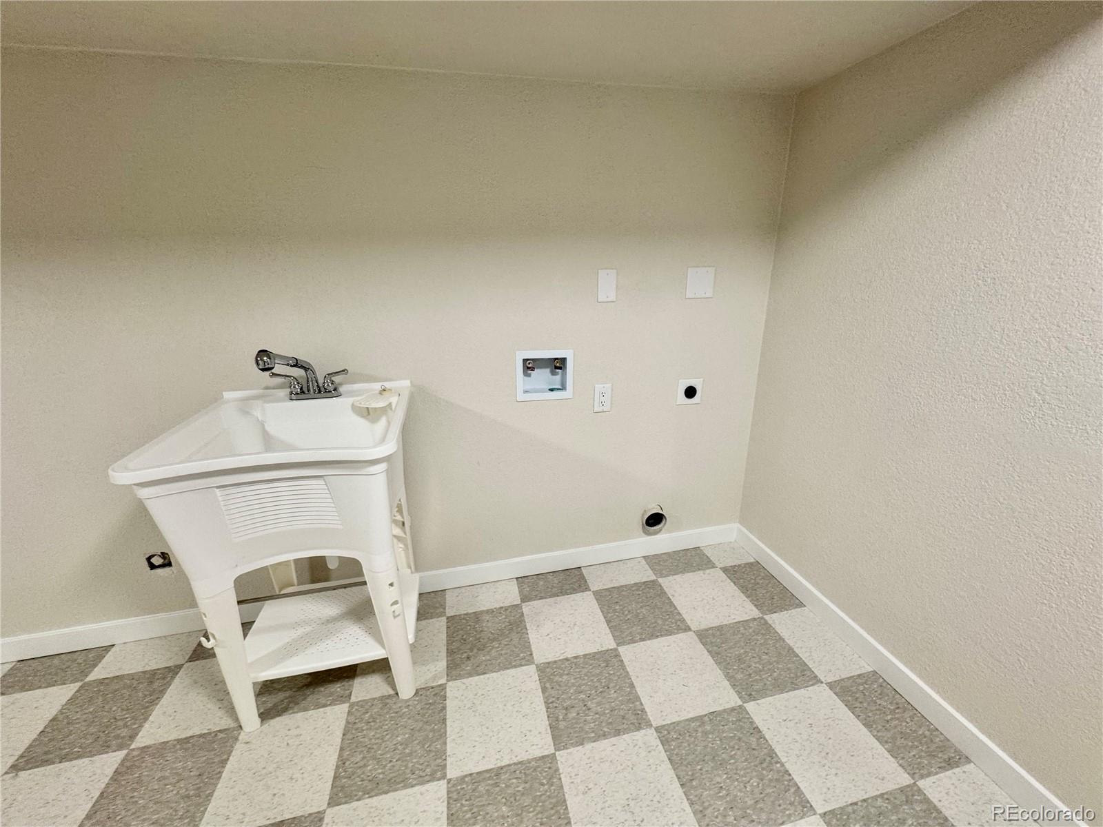 2643 S Wadsworth Circle Denver CO 80227