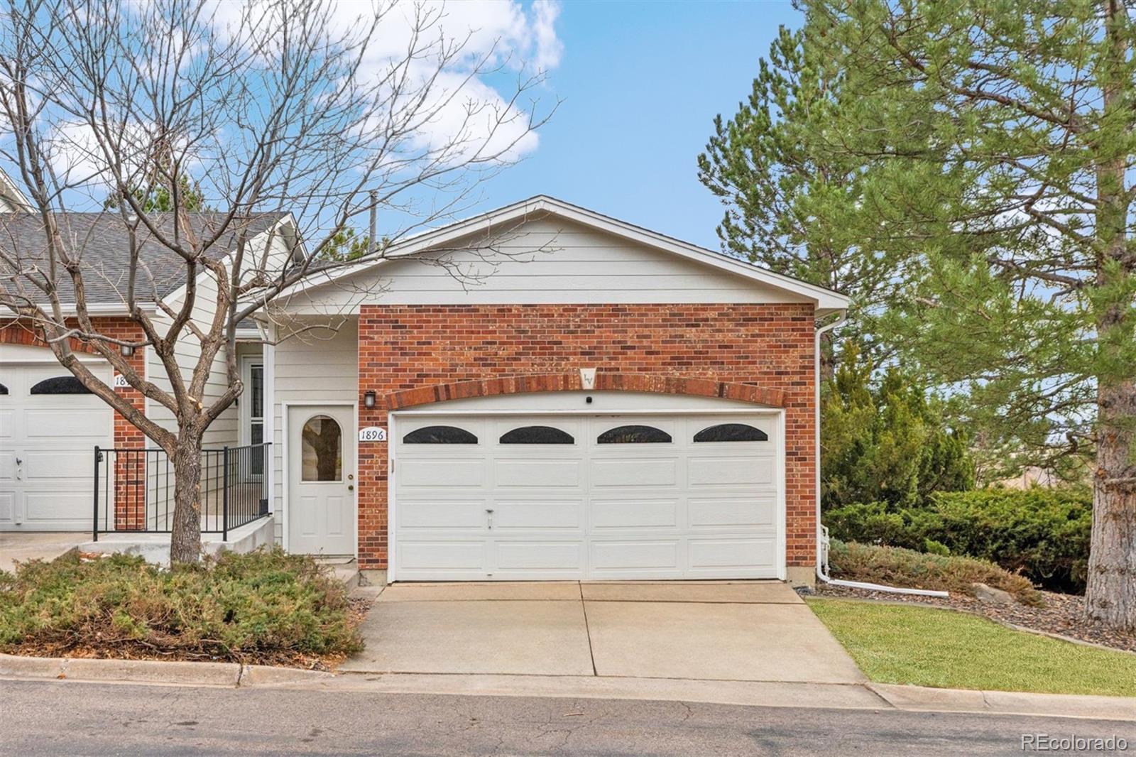1896 S Cole Street Lakewood CO 80228