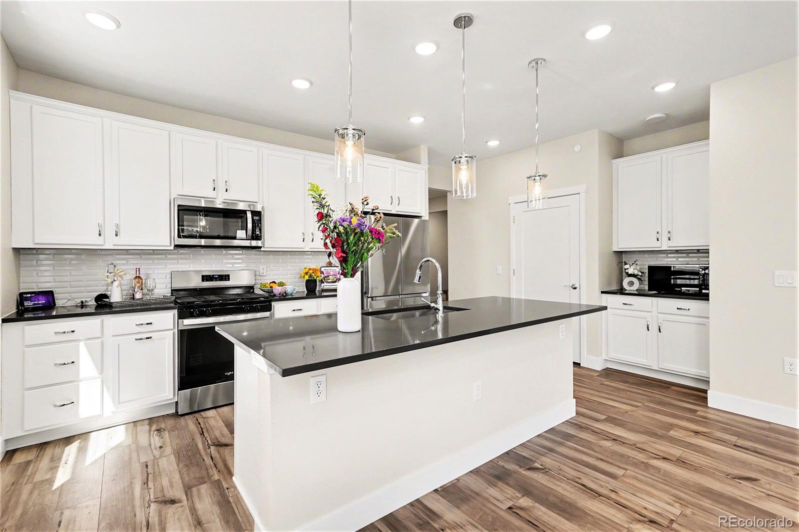 6874 Zuni Court Denver CO 80221