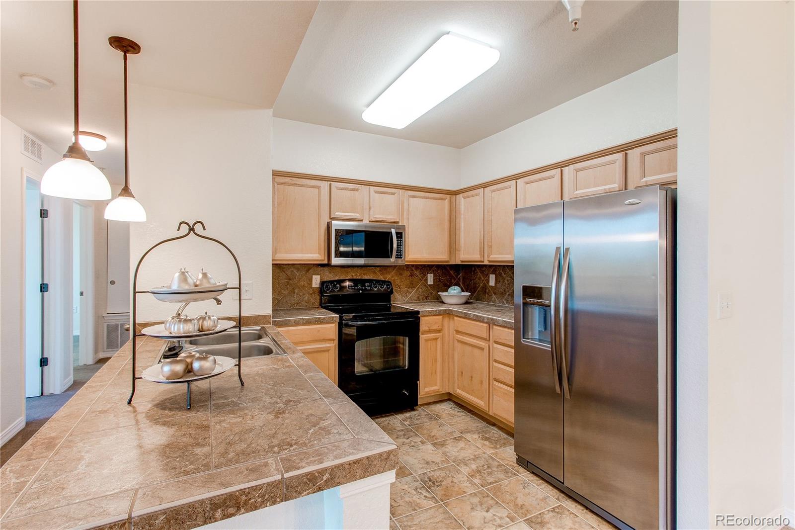 804 Summer Hawk Drive Longmont CO 80504