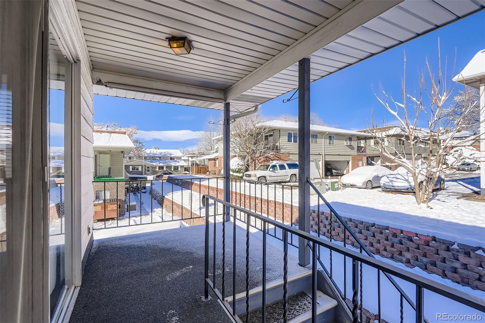 9859 Croke Drive Denver CO 80260