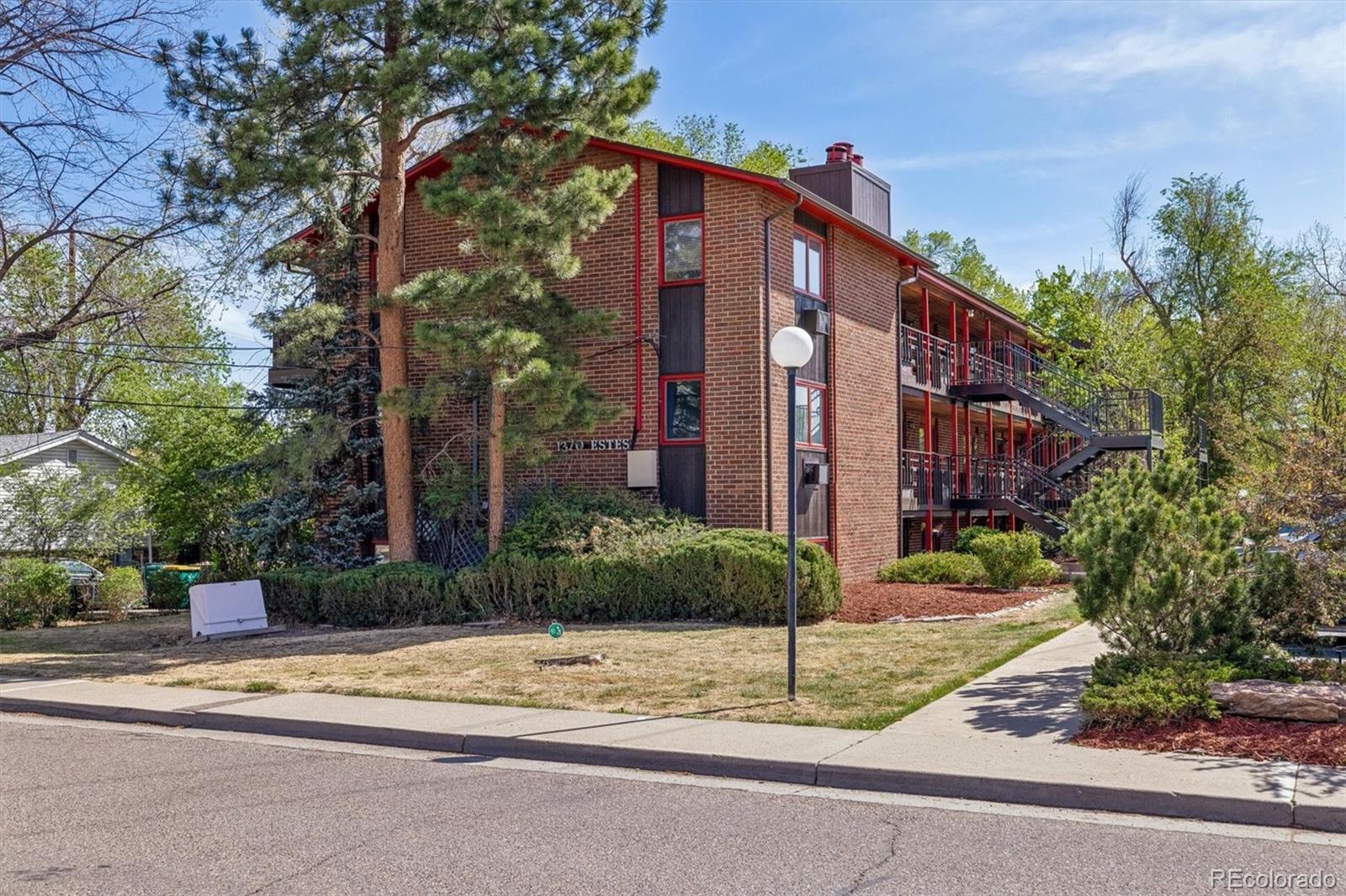 1370 Estes Street Lakewood CO 80215