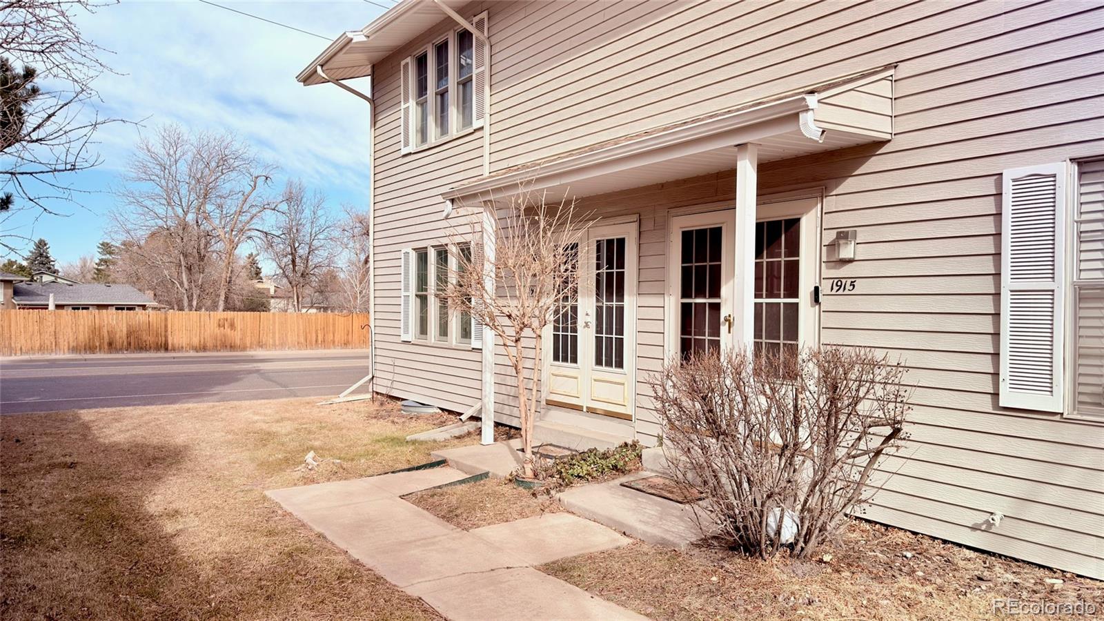 1915 S Oakland Way Aurora CO 80014