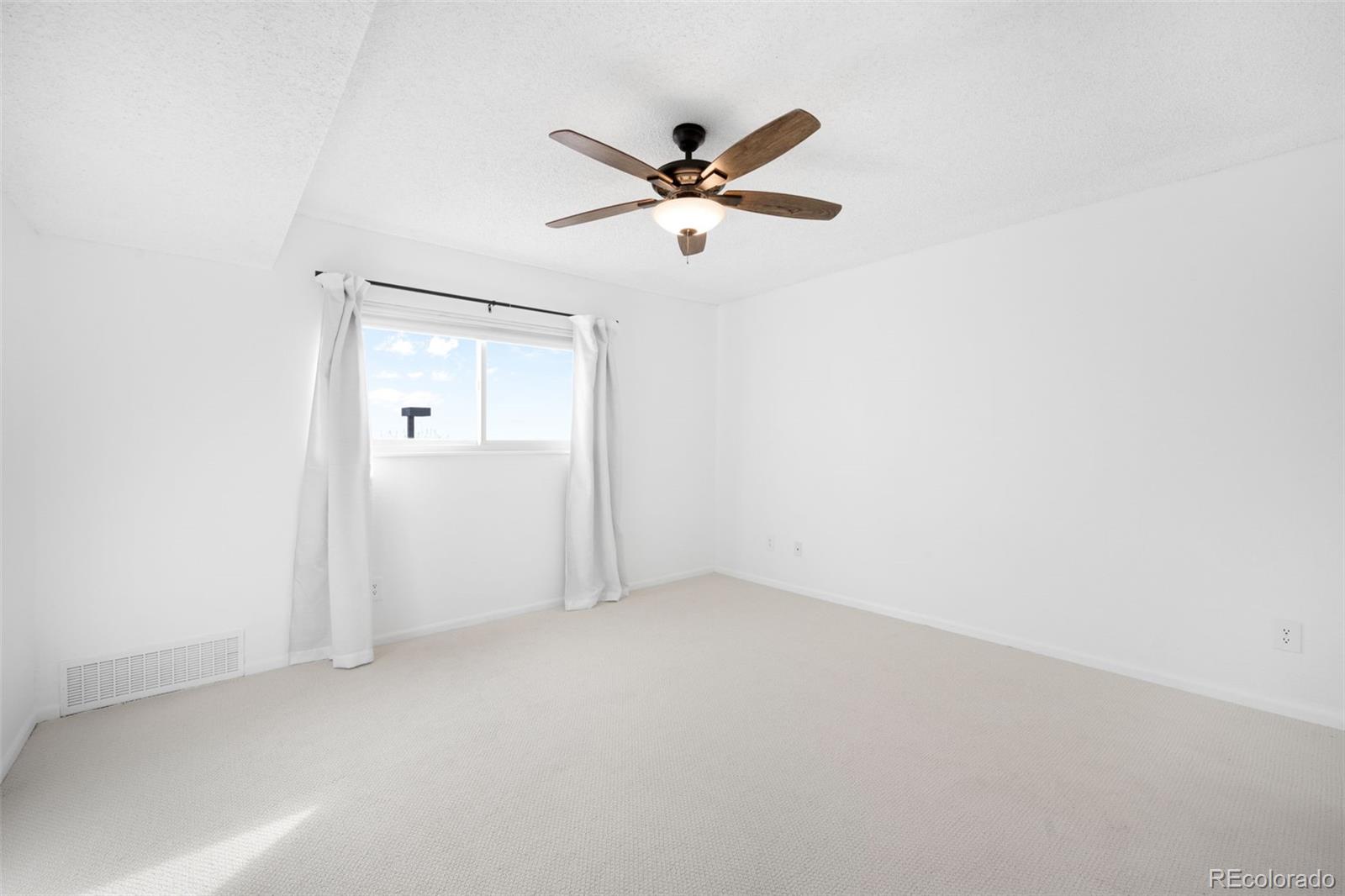 539 Wright Street Lakewood CO 80228