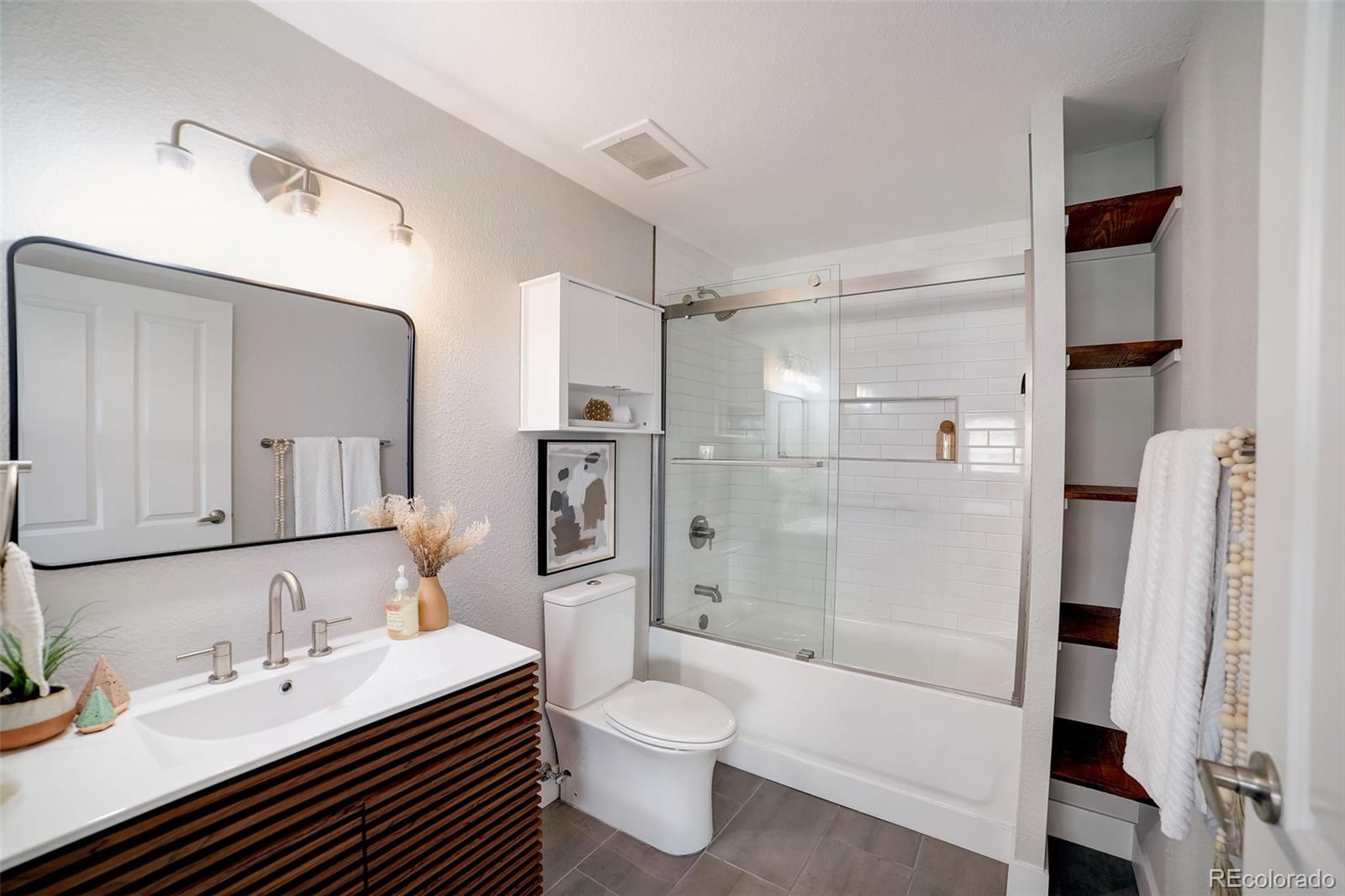 100 Park Avenue Denver CO 80205
