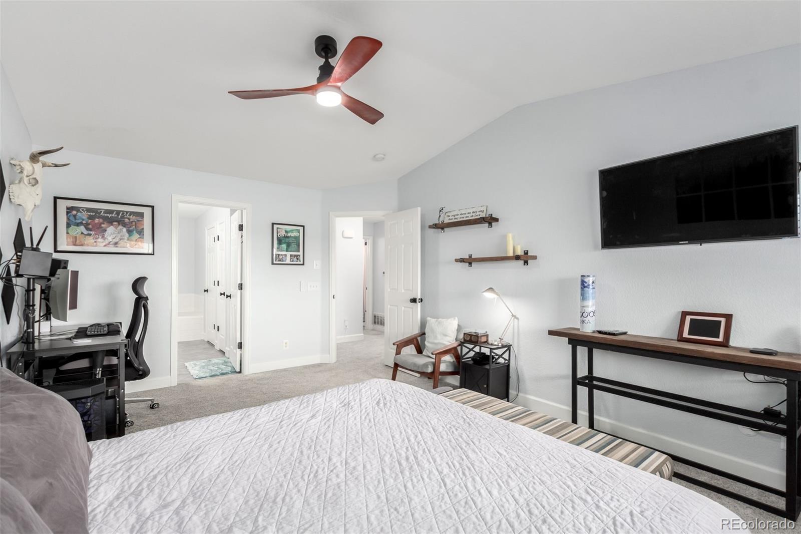 4211 S Blackhawk Circle Aurora CO 80014