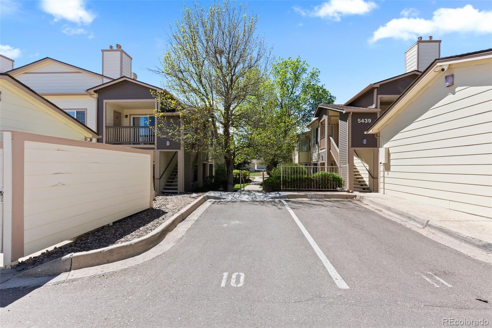 5443 S Dover Street Denver CO 80123