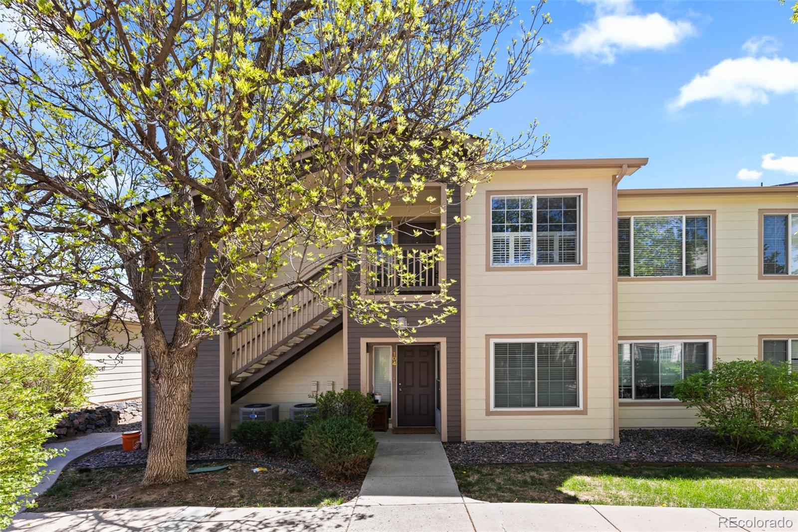 5443 S Dover Street Denver CO 80123