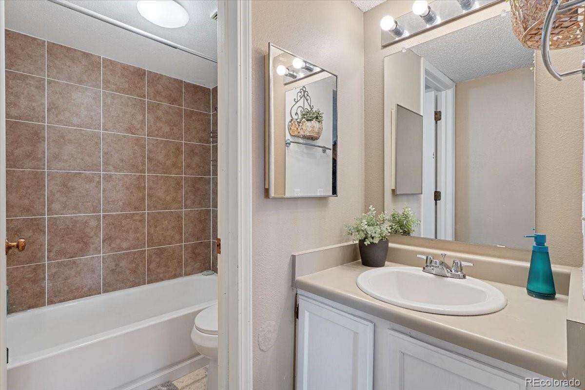 3121 S Tamarac Drive Denver CO 80231