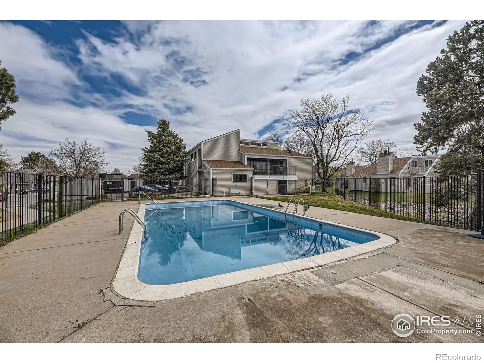 2469 S Xanadu Way Aurora CO 80014