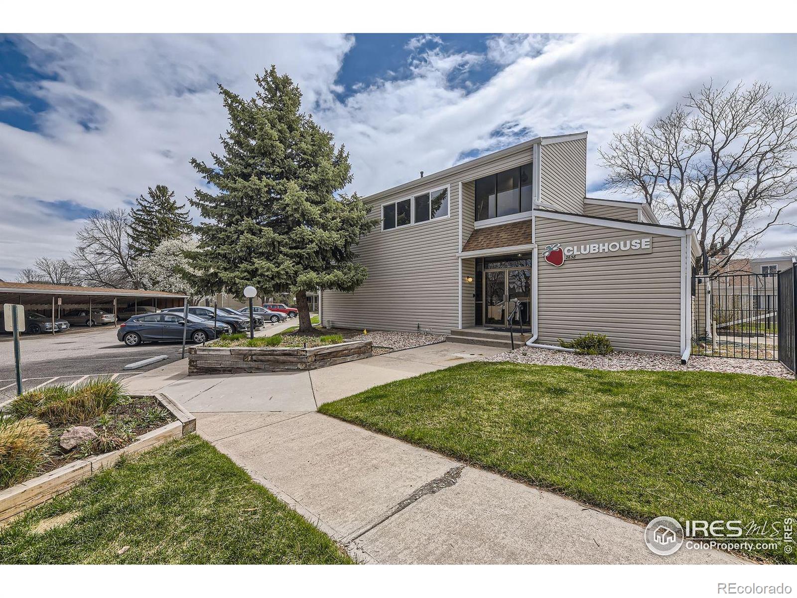 2469 S Xanadu Way Aurora CO 80014