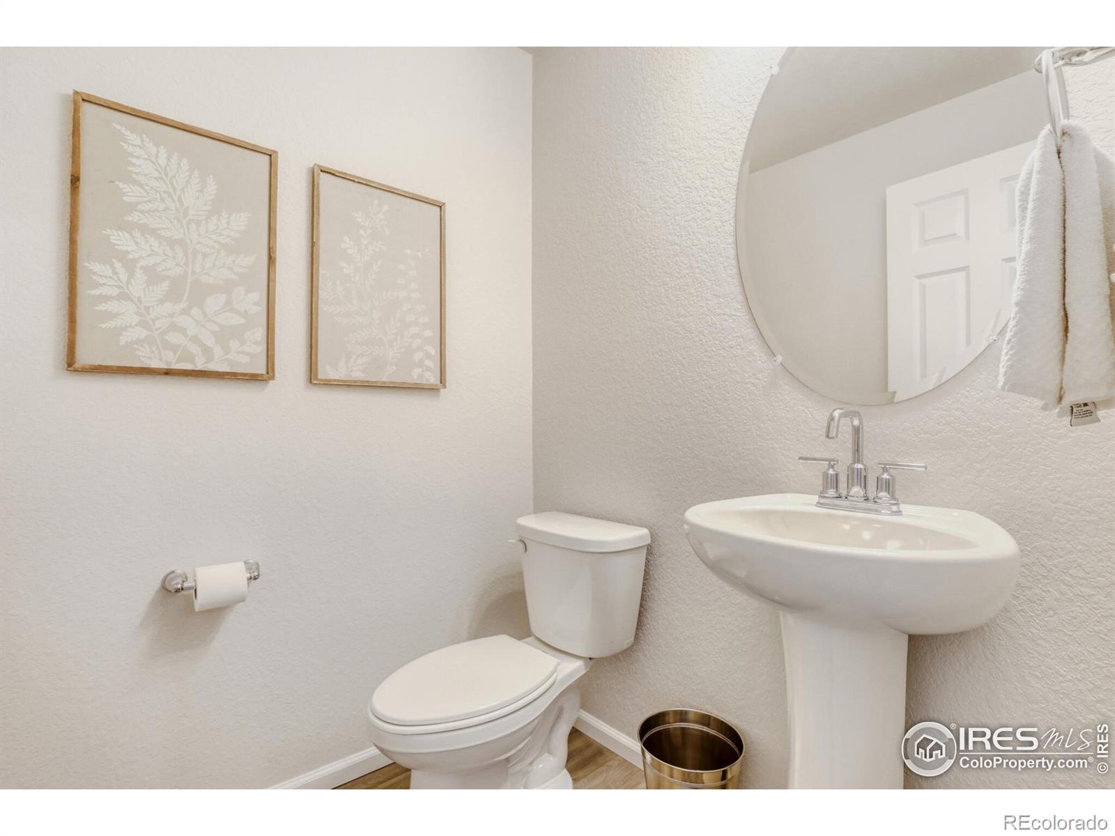 6089 N Liverpool Street Aurora CO 80019