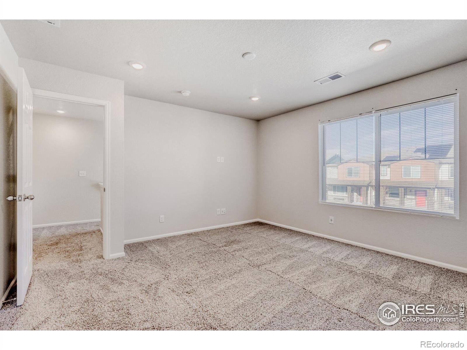 6089 N Liverpool Street Aurora CO 80019